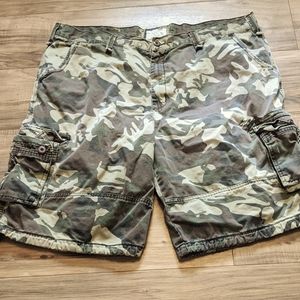 Camouflage Cargo Shorts Men's Size 44